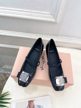 China Replica Ferragamo Women Shoes 98usd Only